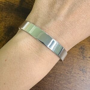 Jenny Bird Silver Tone Bangle Bracelet size 8 Sleek Minimalist Design